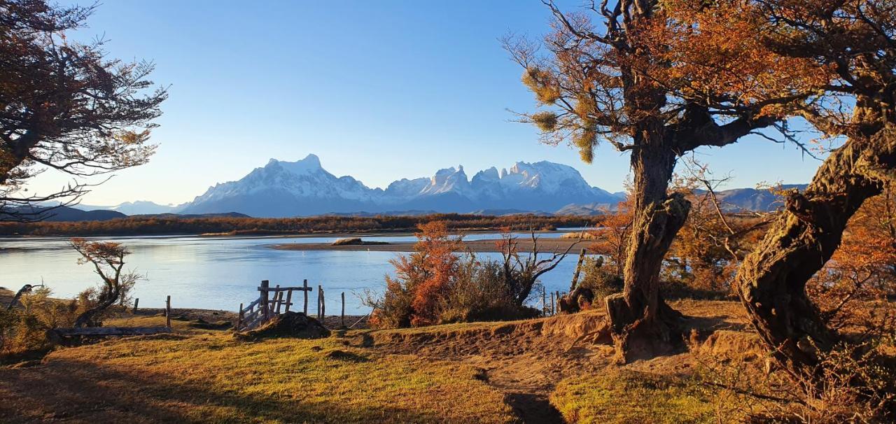 Morrena Lodge Torres del Paine National Park Exteriör bild